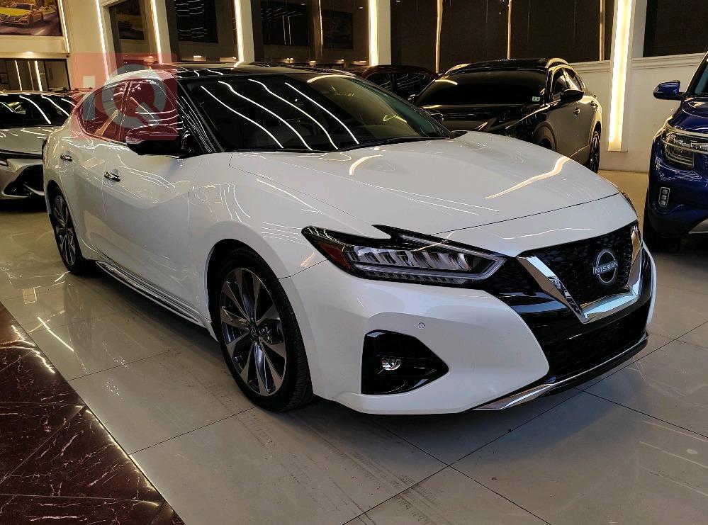 Nissan Maxima